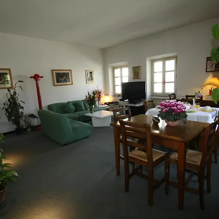 Hotel Calzaiolo 2*